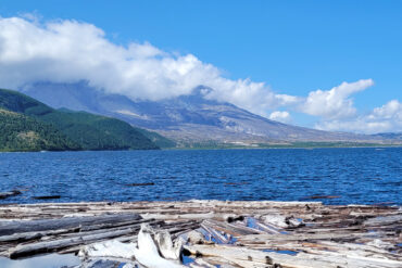 Spirit Lake und Mt. St. Helens