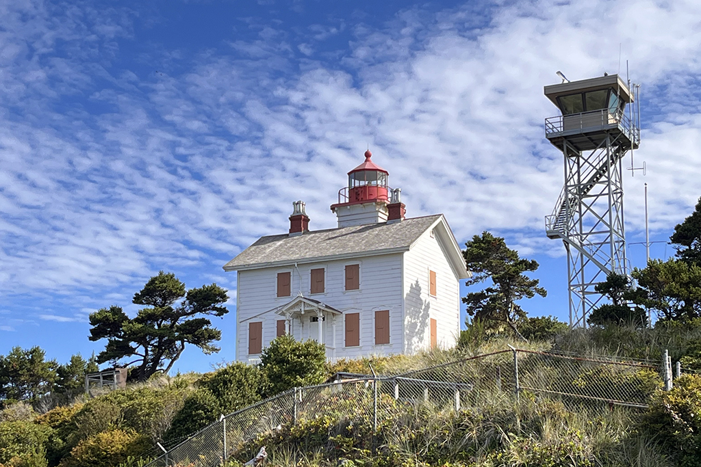 Old Yaquina Bay Lighthouse