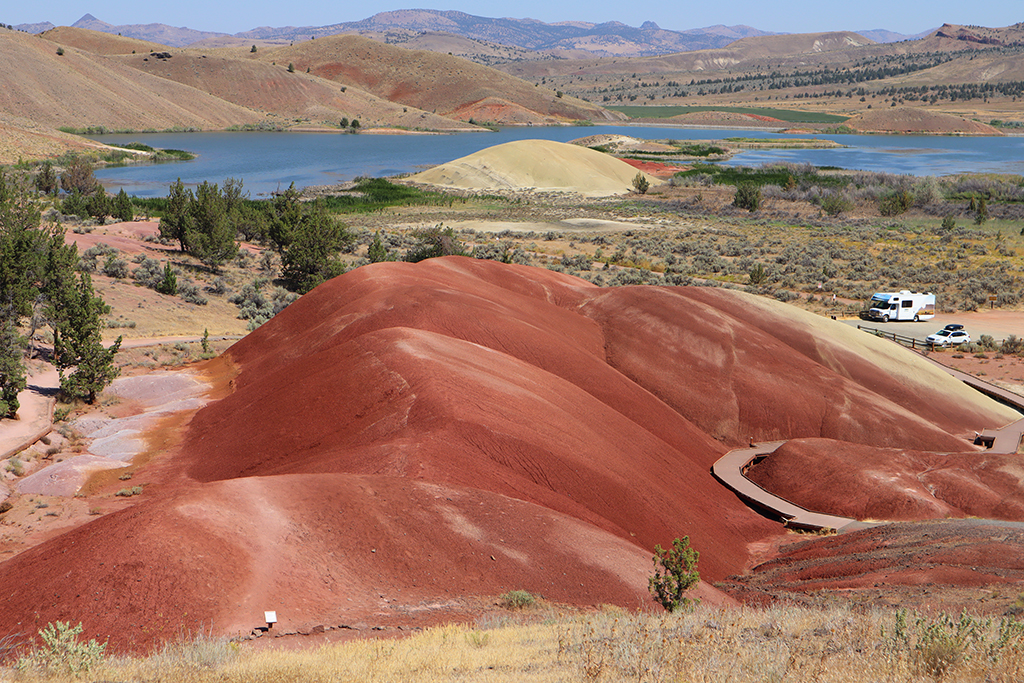 Painted Hills Cove